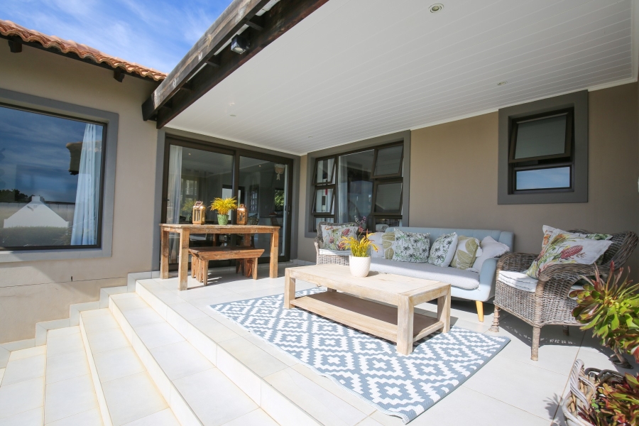 3 Bedroom Property for Sale in The Hill Western Cape